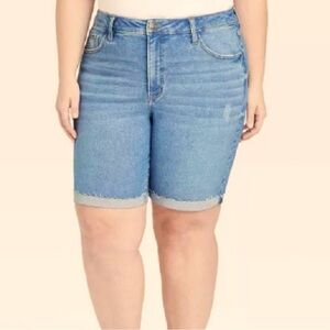 Ava‎ & Viv Distressed Cuffed Denim Plus Size 26W 040